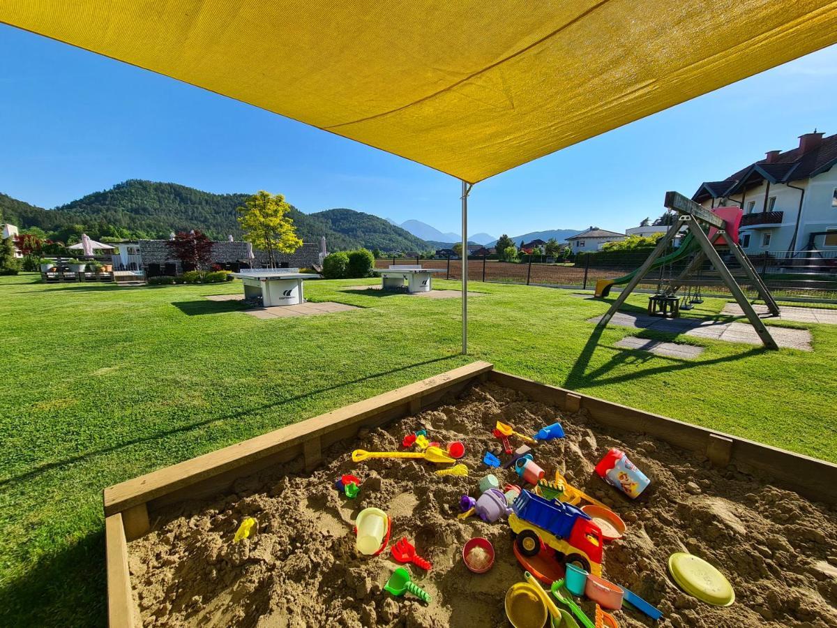 Ferienpark Scheiber Unterburg am Klopeiner See 외부 사진